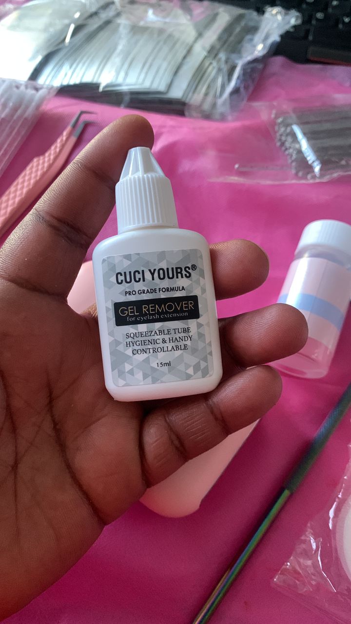 Cuci Yours® Pro-Grade Gel Remover for Eyelash Extensions